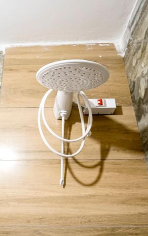 Apartamento à venda com 76m², 2 quartos e 1 vagaChuveiro