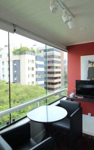 Apartamento para alugar com 217m², 3 quartos e 2 vagasVaranda 