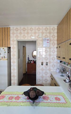 Apartamento à venda com 89m², 3 quartos e 2 vagas Apartamento à venda com 89m², 3 quartos e 2 vagasCozinha
