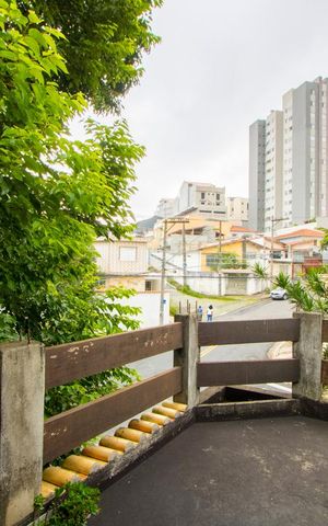 Casa para alugar com 400m², 6 quartos e 6 vagas Casa para alugar com 400m², 6 quartos e 6 vagasVaranda 1 da Sala superior