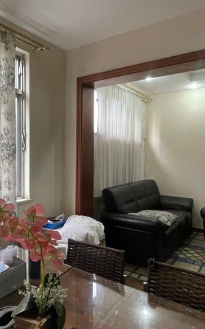 Apartamento à venda com 200m², 3 quartos e 1 vaga Apartamento à venda com 200m², 3 quartos e 1 vagaSala