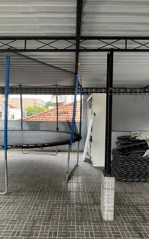 Apartamento à venda com 200m², 3 quartos e 1 vaga Apartamento à venda com 200m², 3 quartos e 1 vagaTerraço