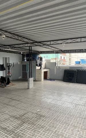 Apartamento à venda com 200m², 3 quartos e 1 vaga Apartamento à venda com 200m², 3 quartos e 1 vagaTerraço