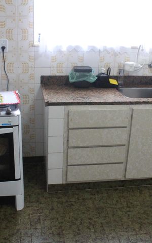 Casa à venda com 240m², 4 quartos e 2 vagasCozinha