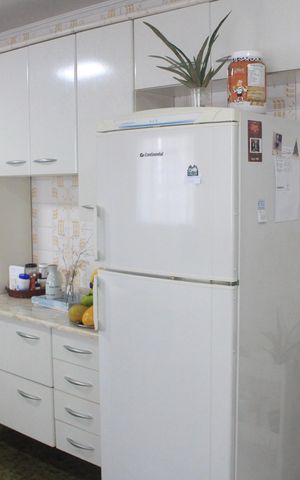 Casa à venda com 240m², 4 quartos e 2 vagasCozinha