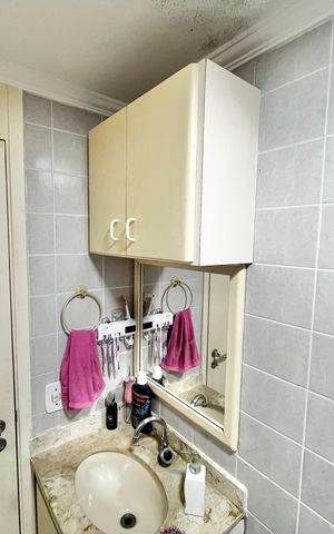 Apartamento à venda com 55m², 2 quartos e 2 vagasBanheiro