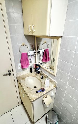 Apartamento à venda com 55m², 2 quartos e 2 vagasBanheiro