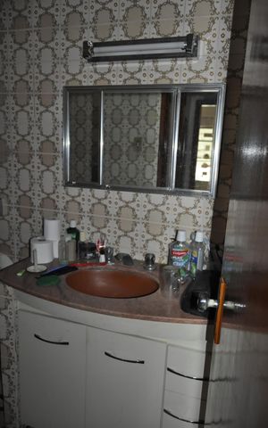 Apartamento à venda com 75m², 2 quartos e 1 vagaBanheiro Social