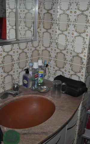 Apartamento à venda com 75m², 2 quartos e 1 vagaBanheiro Social