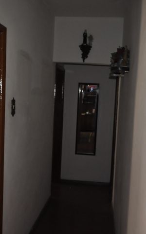 Apartamento à venda com 75m², 2 quartos e 1 vagaCorredor