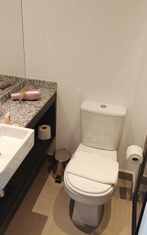 Studio à venda com 25m², 1 quarto e sem vaga Studio à venda com 25m², 1 quarto e sem vagaBanheiro