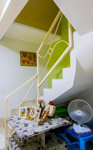 Casa à venda com 198m², 3 quartos e 2 vagas Casa à venda com 198m², 3 quartos e 2 vagasCorredor inferior