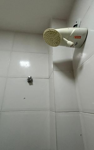 Casa para alugar com 120m², 3 quartos e 1 vagaChuveiro
