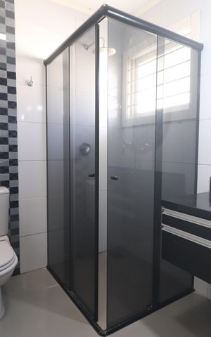 Casa à venda com 180m², 3 quartos e 4 vagasBanheiro