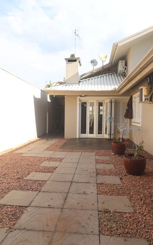 Casa à venda com 180m², 3 quartos e 4 vagasJardim