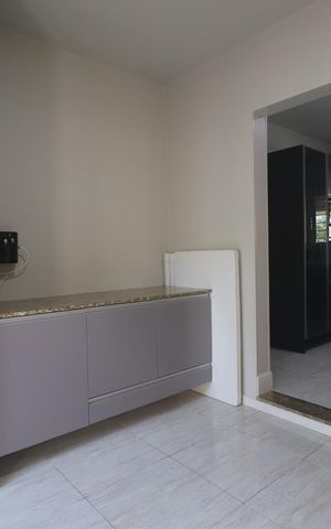 Casa à venda com 180m², 3 quartos e 4 vagasCozinha/Churrasqueira
