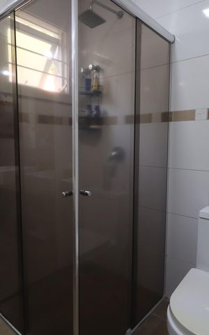 Casa à venda com 180m², 3 quartos e 4 vagasBanheiro