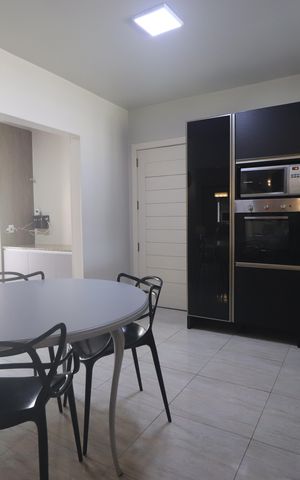 Casa à venda com 180m², 3 quartos e 4 vagasCozinha