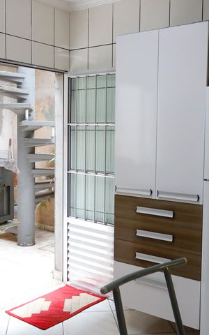 Casa à venda com 173m², 3 quartos e 2 vagas Casa à venda com 173m², 3 quartos e 2 vagasCozinha