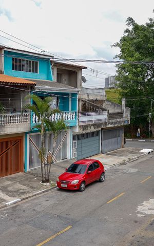 Casa à venda com 173m², 3 quartos e 2 vagas Casa à venda com 173m², 3 quartos e 2 vagasVista da Sacada
