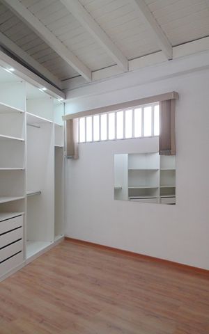 Casa à venda com 220m², 4 quartos e 2 vagasCloset da suíte