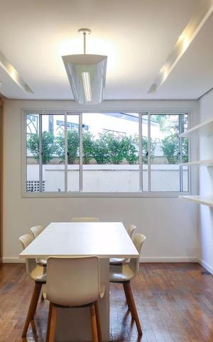 Apartamento à venda com 151m², 4 quartos e 3 vagas Apartamento à venda com 151m², 4 quartos e 3 vagasCoworking