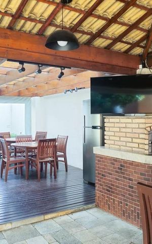Apartamento à venda com 151m², 4 quartos e 3 vagas Apartamento à venda com 151m², 4 quartos e 3 vagasChurrasqueira
