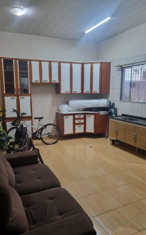 Casa à venda com 90m², 4 quartos e 4 vagas Casa à venda com 90m², 4 quartos e 4 vagasCozinha