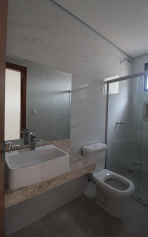 Casa de condomínio à venda com 139m², 3 quartos e 2 vagasBanheiro da Suíte