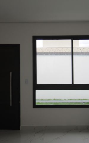 Casa de condomínio à venda com 139m², 3 quartos e 2 vagasSala