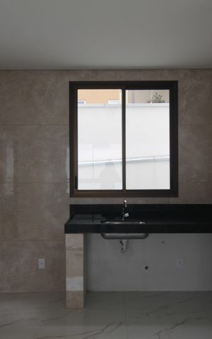 Casa de condomínio à venda com 139m², 3 quartos e 2 vagasSala