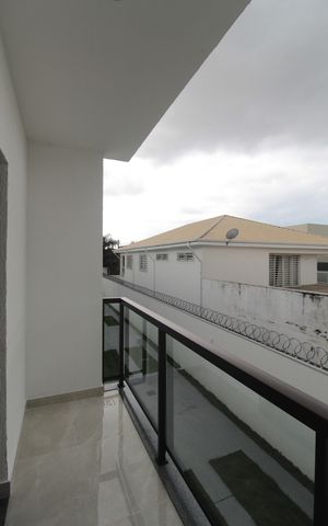 Casa de condomínio à venda com 139m², 3 quartos e 2 vagasVaranda da Suíte