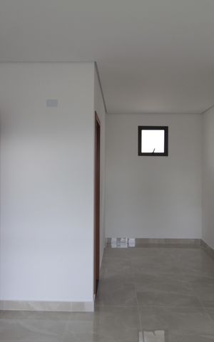 Casa de condomínio à venda com 139m², 3 quartos e 2 vagasSuíte