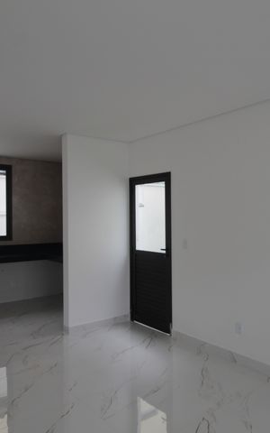 Casa de condomínio à venda com 139m², 3 quartos e 2 vagasSala
