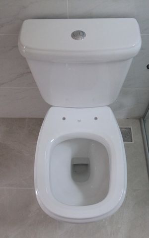 Casa de condomínio à venda com 140m², 3 quartos e 2 vagasBanheiro Social