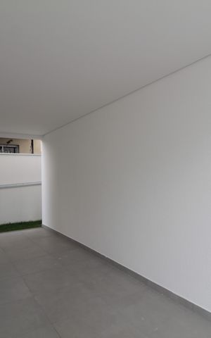 Casa de condomínio à venda com 140m², 3 quartos e 2 vagasGaragem