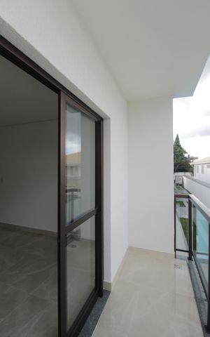 Casa de condomínio à venda com 140m², 3 quartos e 2 vagasVaranda da Suíte