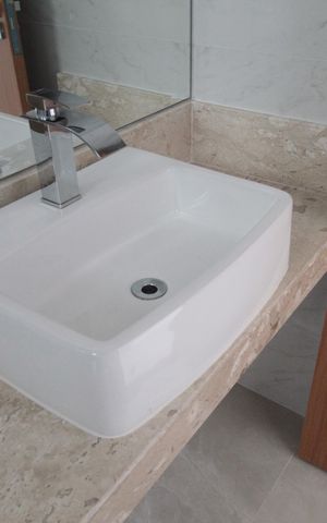 Casa de condomínio à venda com 140m², 3 quartos e 2 vagasBanheiro da Suíte