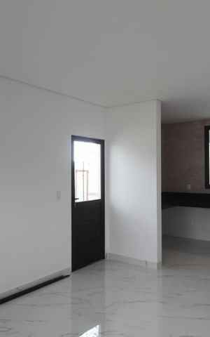 Casa de condomínio à venda com 140m², 3 quartos e 2 vagasSala