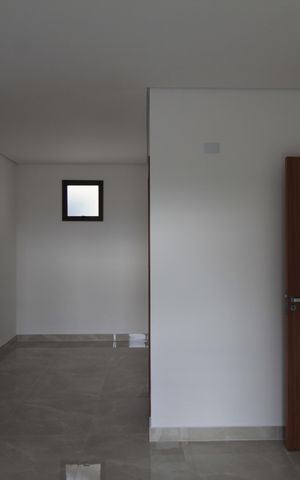 Casa de condomínio à venda com 140m², 3 quartos e 2 vagasSuíte