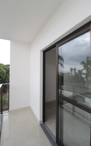 Casa de condomínio à venda com 140m², 3 quartos e 2 vagasVaranda da Suíte