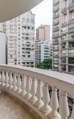 Apartamento à venda com 210m², 3 quartos e 1 vagaVaranda