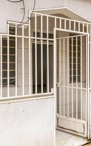 Casa à venda com 60m², 2 quartos e sem vaga Casa à venda com 60m², 2 quartos e sem vagaÁrea comum - Entrada da imóvel