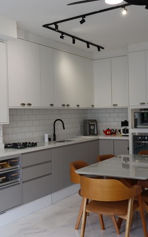 Apartamento à venda com 70m², 2 quartos e 1 vagaSala e cozinha integrada 