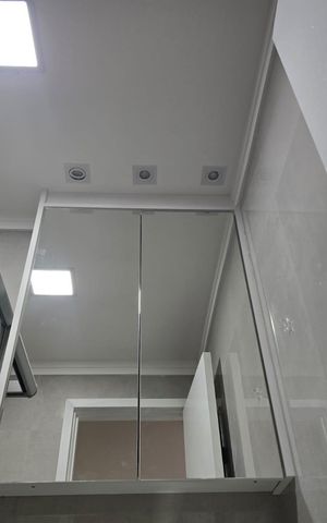 Apartamento à venda com 70m², 2 quartos e 1 vaga Apartamento à venda com 70m², 2 quartos e 1 vagaBanheiro Social