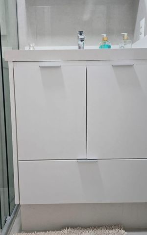 Apartamento à venda com 70m², 2 quartos e 1 vaga Apartamento à venda com 70m², 2 quartos e 1 vagaBanheiro Social