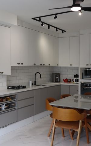 Apartamento à venda com 70m², 2 quartos e 1 vagaSala e cozinha integrada 