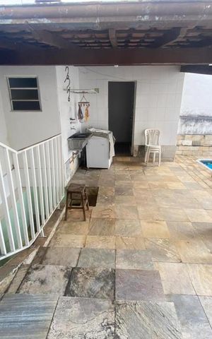 Casa à venda com 360m², 5 quartos e 5 vagas
