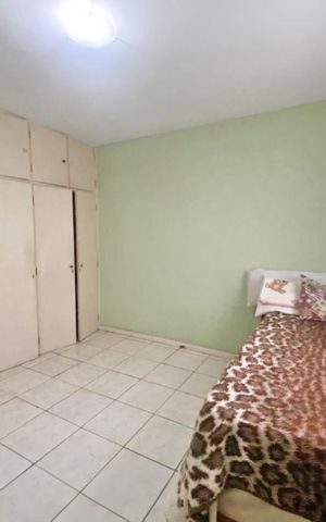 Casa à venda com 360m², 5 quartos e 5 vagas