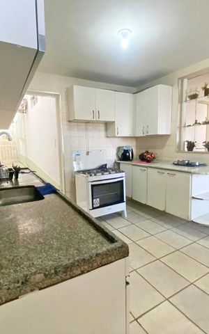 Casa à venda com 360m², 5 quartos e 5 vagas